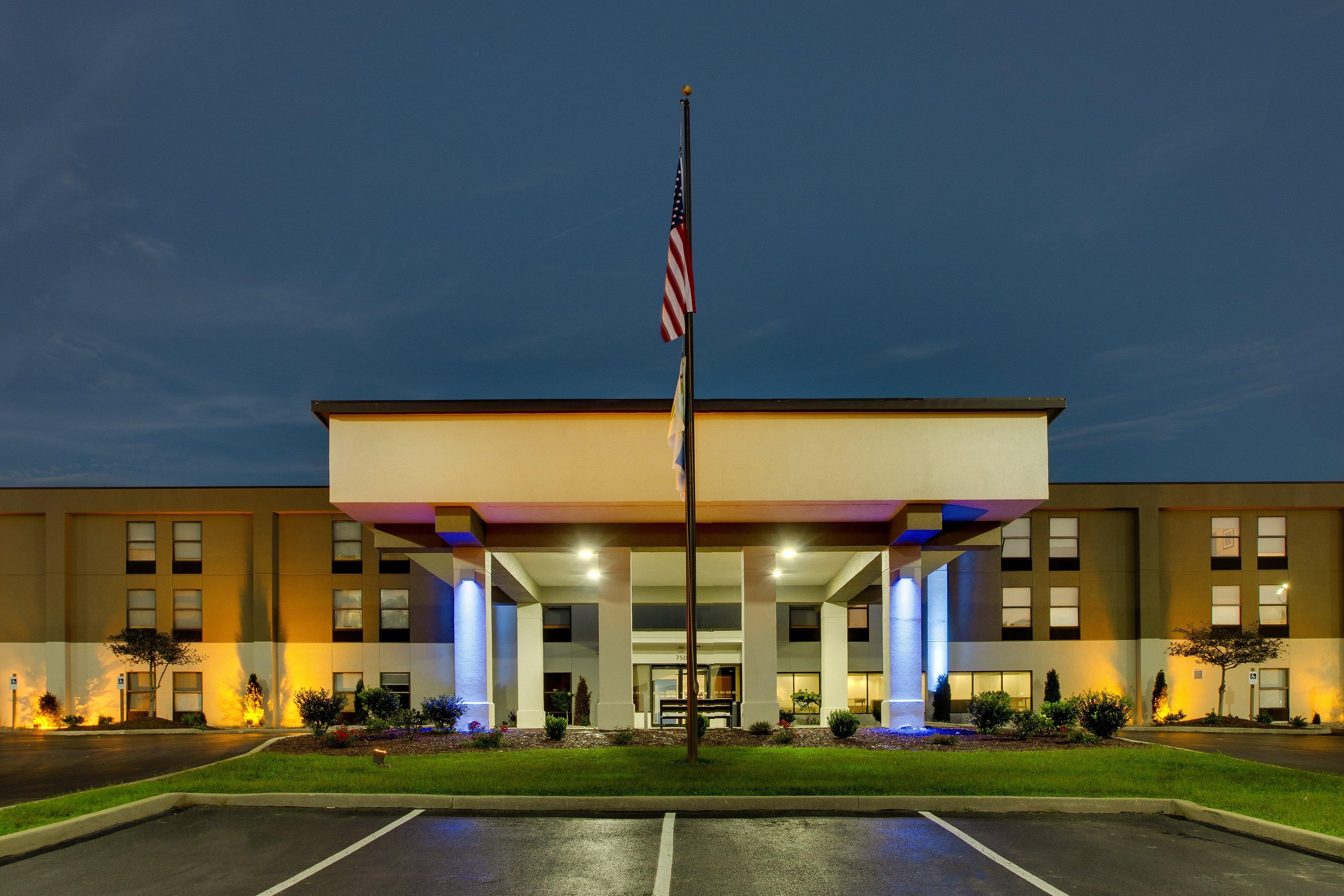Holiday Inn Express - Horse Cave By Ihg Exterior photo