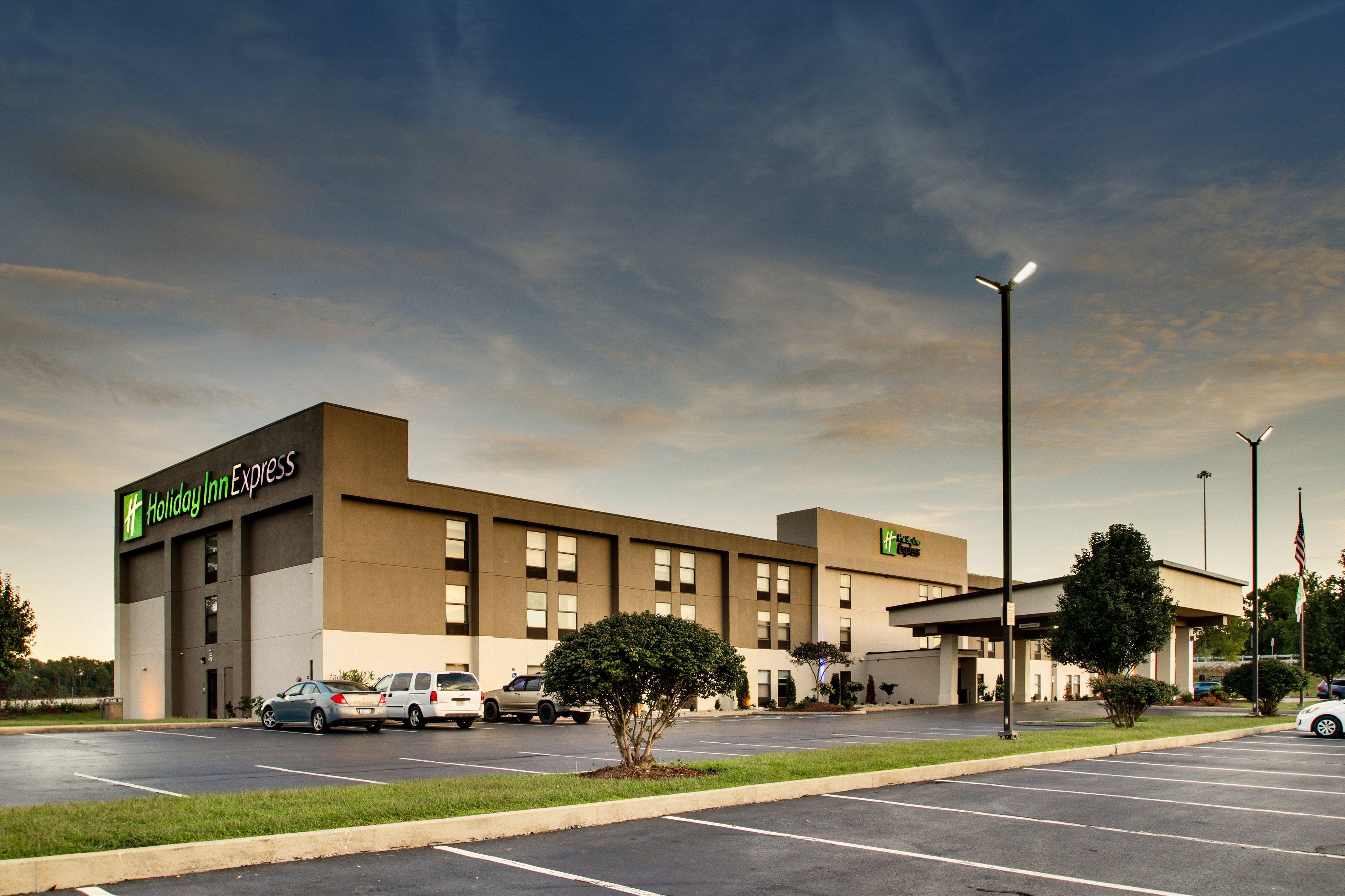 Holiday Inn Express - Horse Cave By Ihg Exterior photo