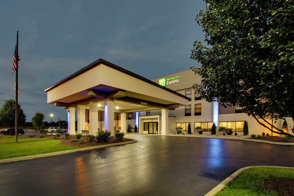 Holiday Inn Express - Horse Cave By Ihg Exterior photo